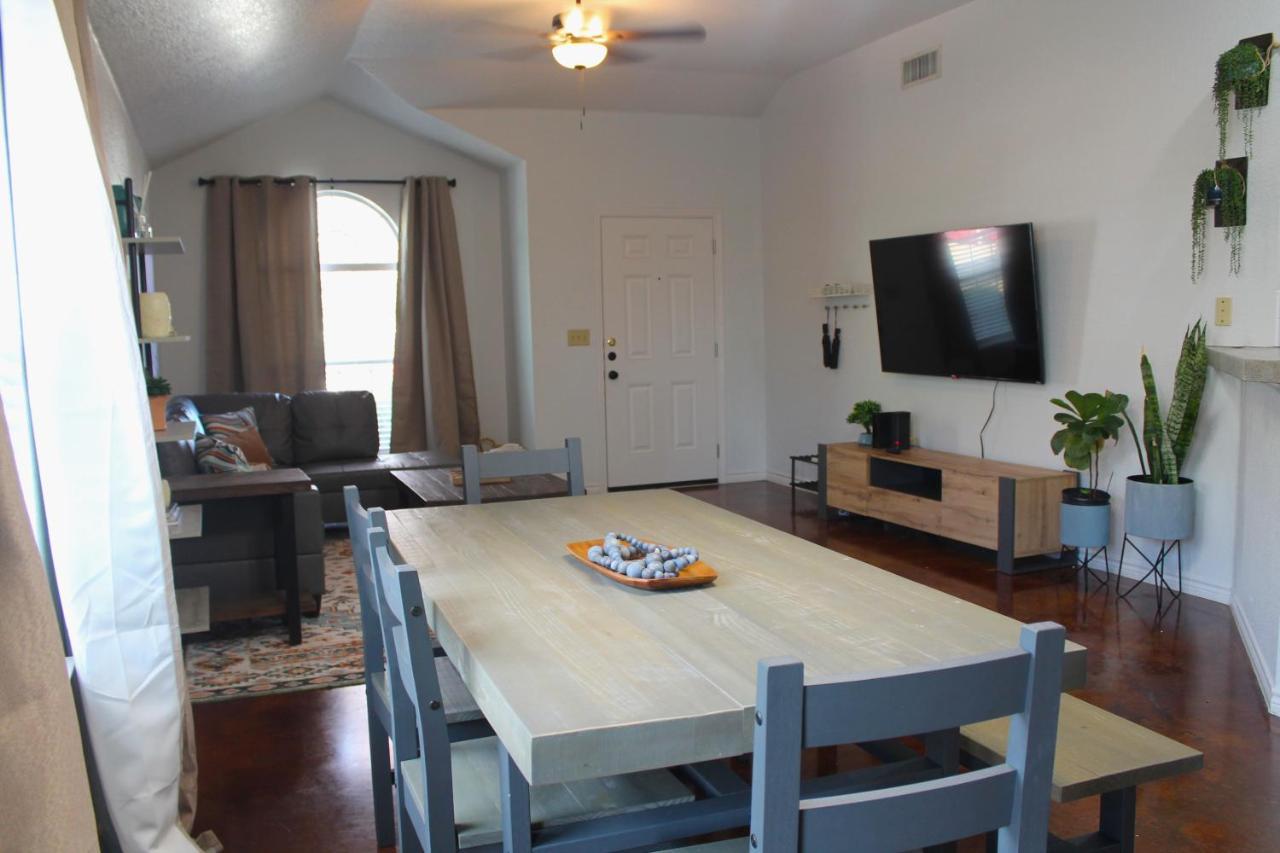 Setting The Right Vibes. Apartment Killeen Luaran gambar